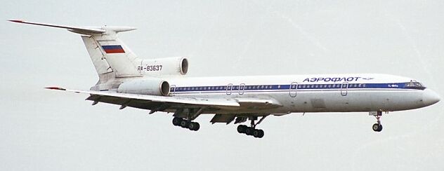 Ту-154М в полете
